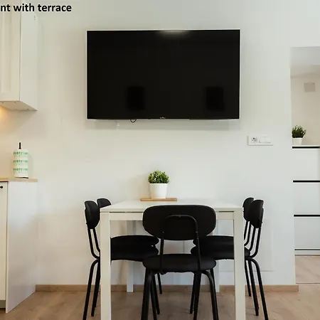 Argo Apartment